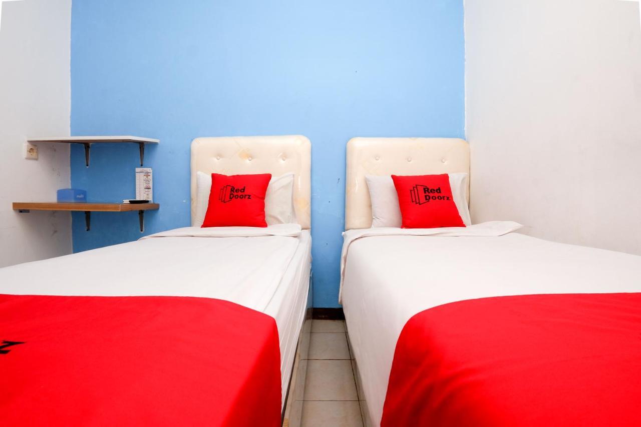Hotel O Semarang Near Kota Lama Semarang Formerly Kamarkoe Residence Coo Property Екстериор снимка